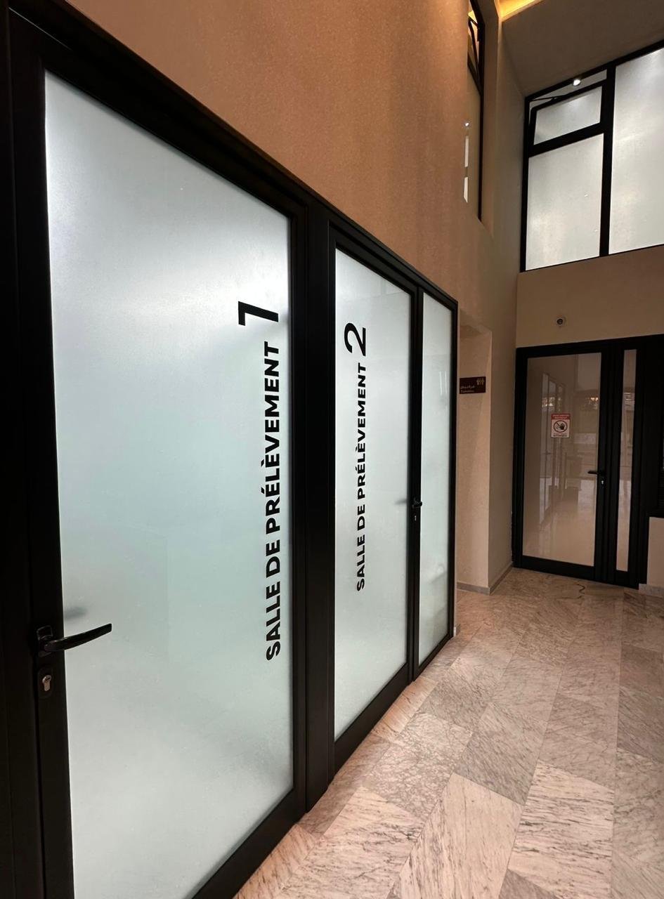 Salles de prélèvement Laboratoire Mabrouka